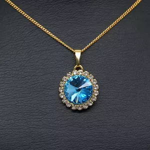 Kulons "Klaris (Aquamarine Blue)" ar Swarovski™ kristāliem