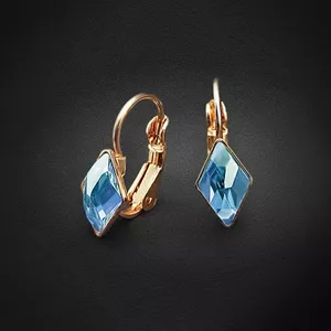 Auskari "Kristāla Rombs IV (Aquamarine Blue)" ar Swarovski™ kristāliem