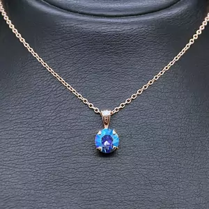 Kulons "Junona (Light Sapphire Shimmer)" ar Swarovski™ kristāliem
