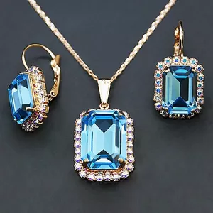 Komplekts "Lurdes (Aquamarine)" ar Swarovski™ kristāliem