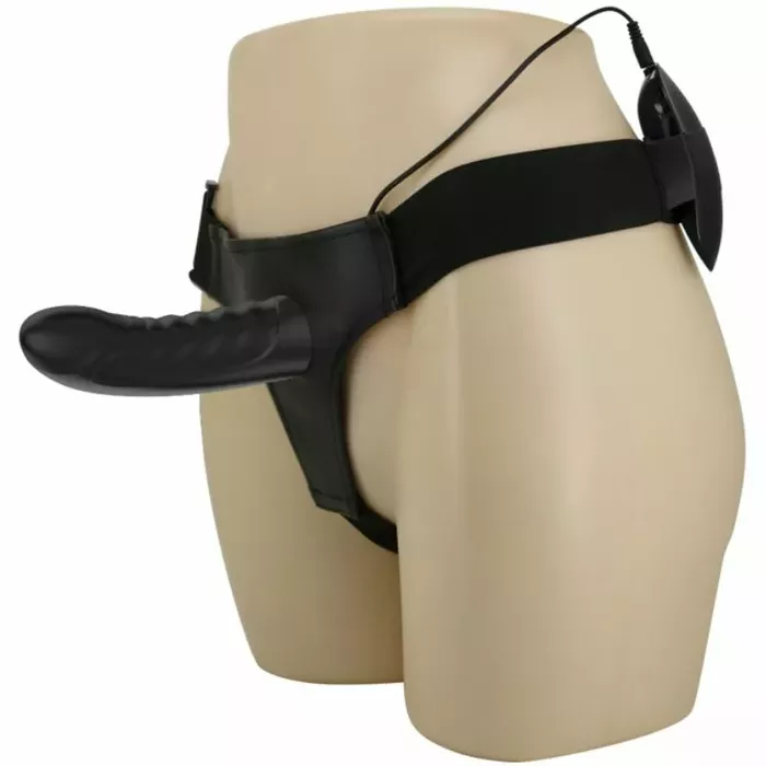 Strap-on harness pretty male Marvin Photo 2