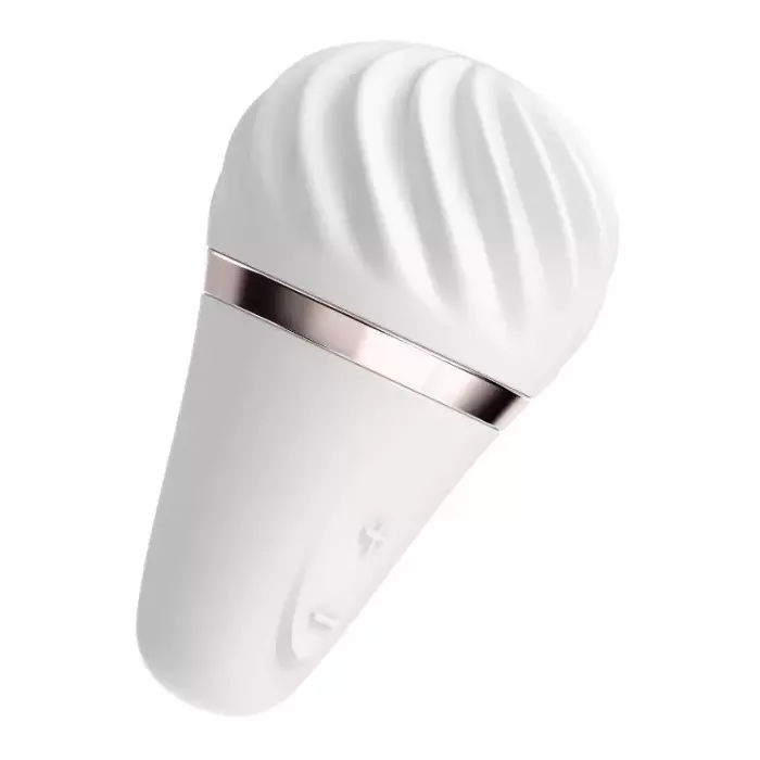 Satisfyer Little Wand 4000916 Photo 1