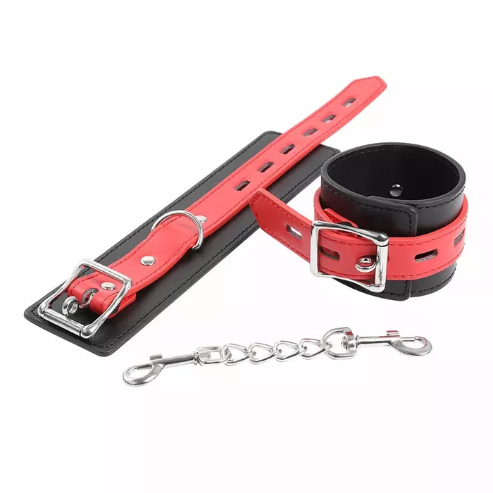 Кожаные наручники OHMAMA FETISH LOCK BUCKLE Photo 2
