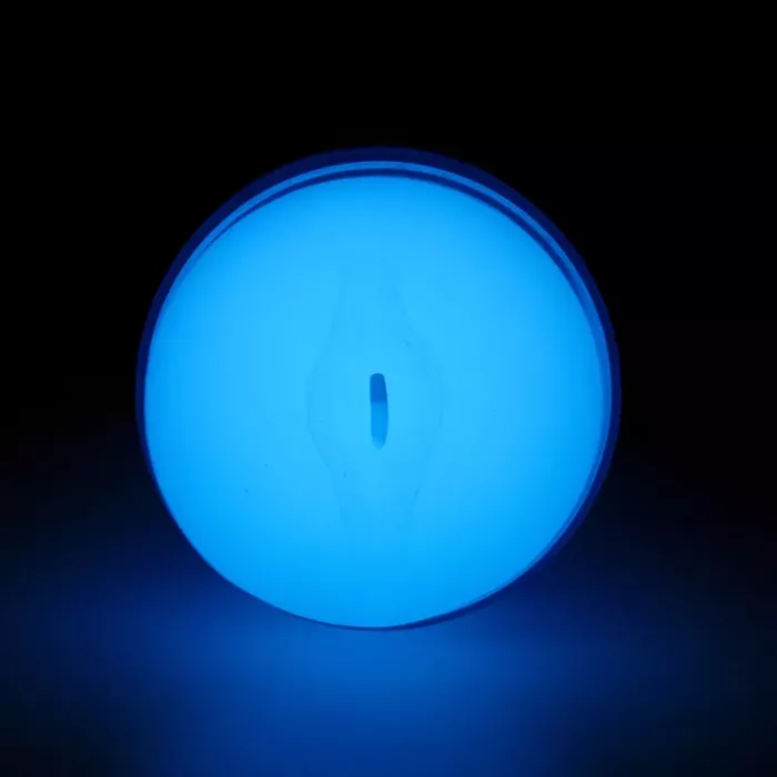 Masturbator Kiiroo FEEL Glow-in-the-Dark Stroker Photo 3