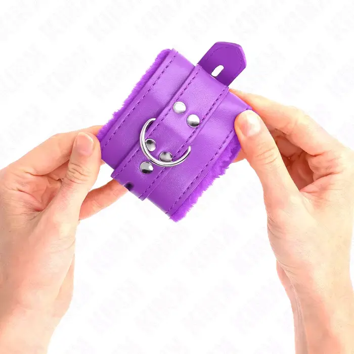 Wrist restraints KINK WRIST RESTRAINT fur-lined 17–29×6 cm Photo 3