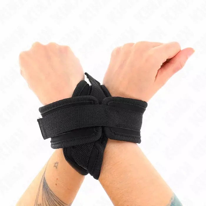 Leather wrist restraint KINK CROSS CUFFS BLACK Photo 3