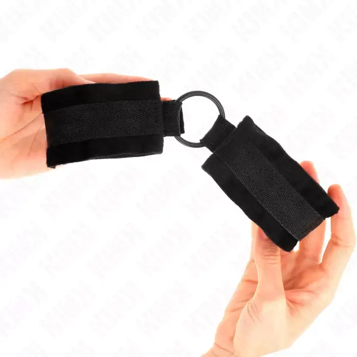 Fur hand cuffs KINK WRIST RESTRAINT D-241091 Photo 3