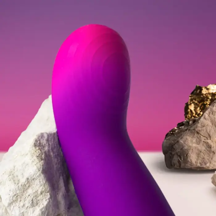 G‑spot vibrator rocks off GLOW GIRL VIBE Photo 8