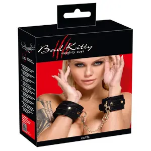 Наручники — bad kitty BK Handcuffs Velvet черные, регулируемые бархатные манжеты для запястий 22–28 см, съёмная цепочка 21 см
