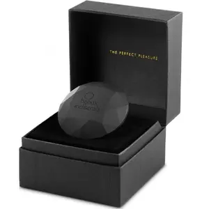 Personīgais vibrators BIJOUX TWENTY ONE DIAMOND Limited Edition Black — kompakts rokā turams masāžieris
