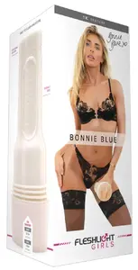 Masturbator Fleshlight Bonnie Blue 1K — real-feel SuperSkin sleeve, 25 cm total length, tight inner Ø