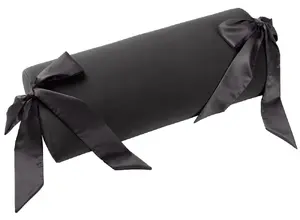 Подушка для бондажа Liberator Ravish Pillow Black — пенополиуретановая 38,1×91,5×18 см, съемный микроволоконный чехол, сатиновые ленты 102 см
