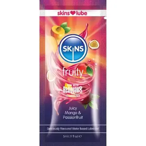 Ūdens bāzes aromatizēts lubrikants SKINS Fruity Mango & Passion Fruit vienreizēja deva 5 ml