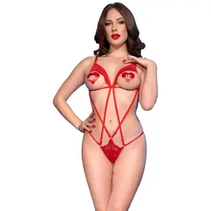 CHILIROSE CR 4888 sarkans veļas komplekts ar mežģīņu acu masku un krūšu uzlīmēm, izmērs S/M