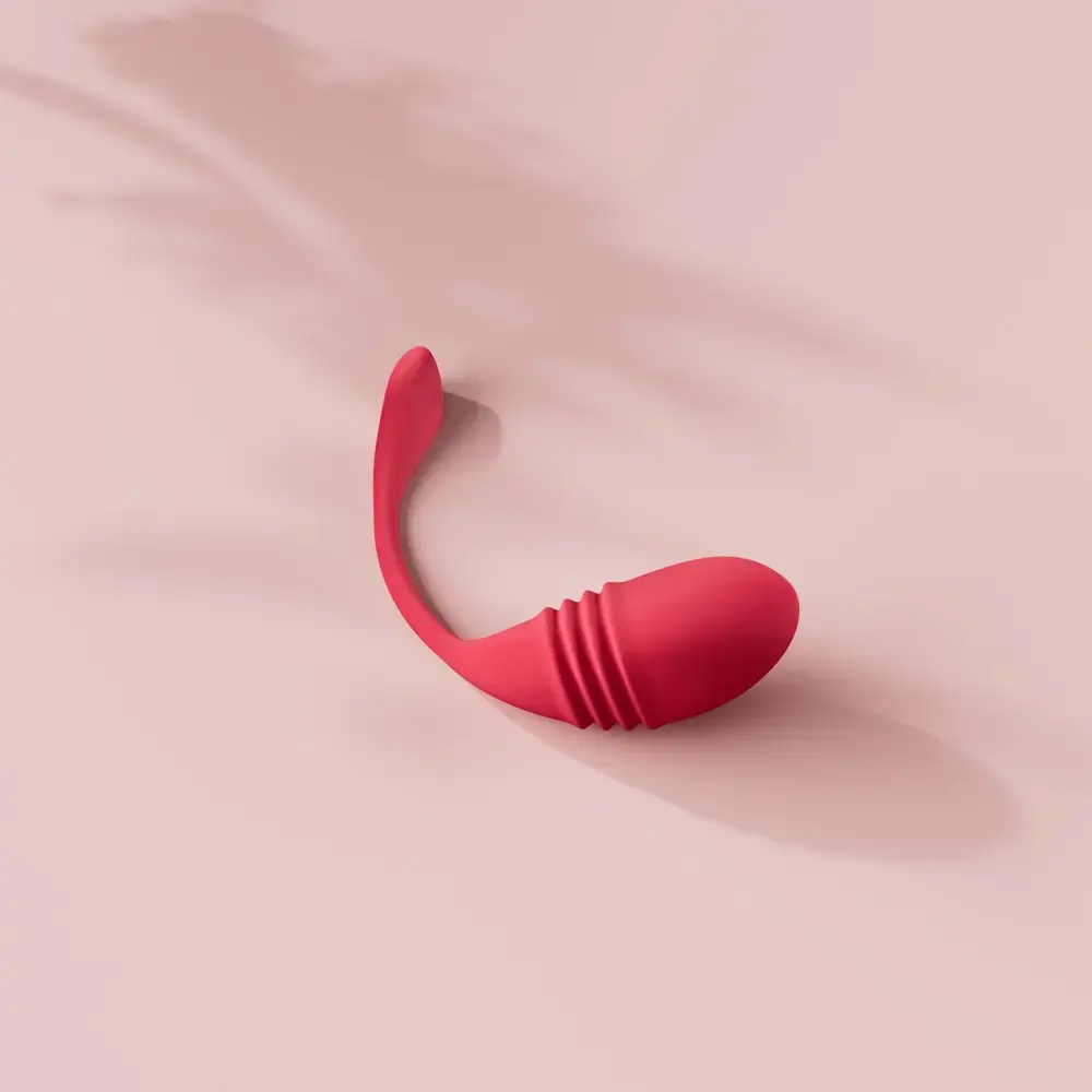 Lovense Vulse Thrusting Bullet Vibrator Photo 10