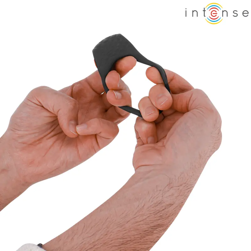 INTENSE Clover Vibrating Penis Ring Photo 5