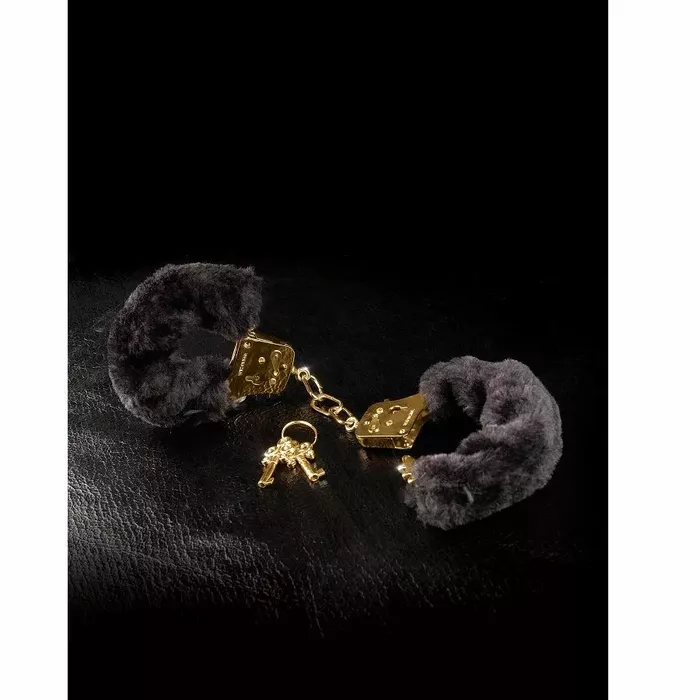 PIPEDREAM Fetish Fantasy Gold Deluxe Furry Cuffs Photo 3